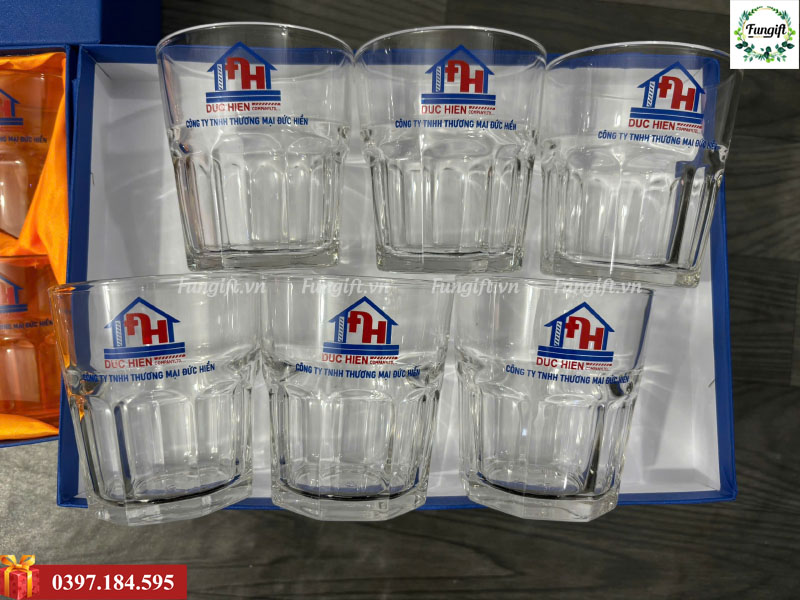 Mẫu bộ 6 cốc thủy tinh in logo