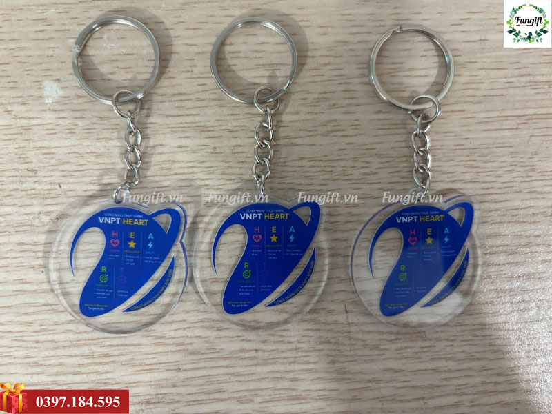 Móc khóa mica in theo yêu cầu