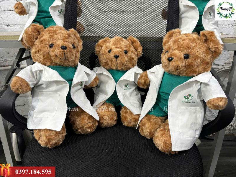Gấu bông teddy áo bác sĩ