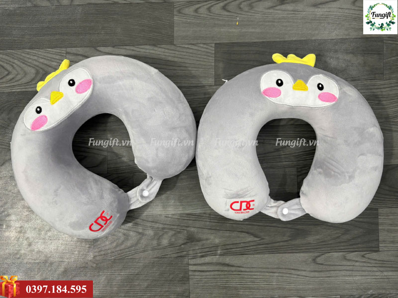 Gối chữ U cao su non in logo