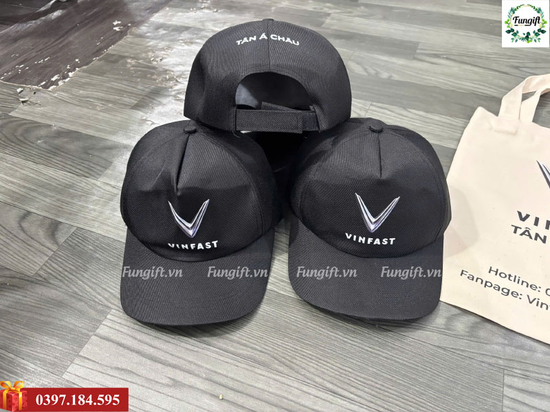 In logo trên mũ lưỡi trai theo yêu cầu