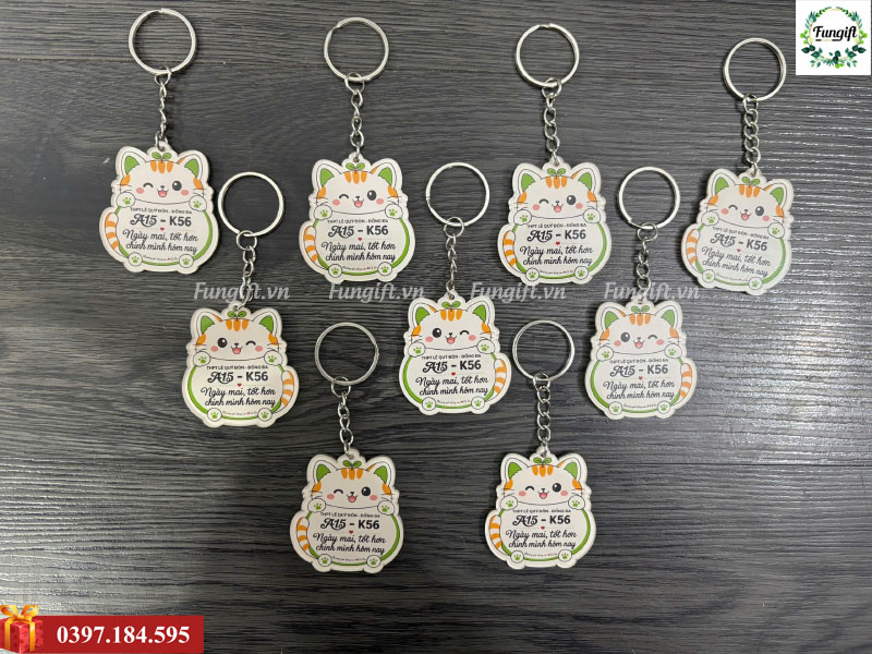 Làm móc khoá mica tại Hà Nội giá xưởng