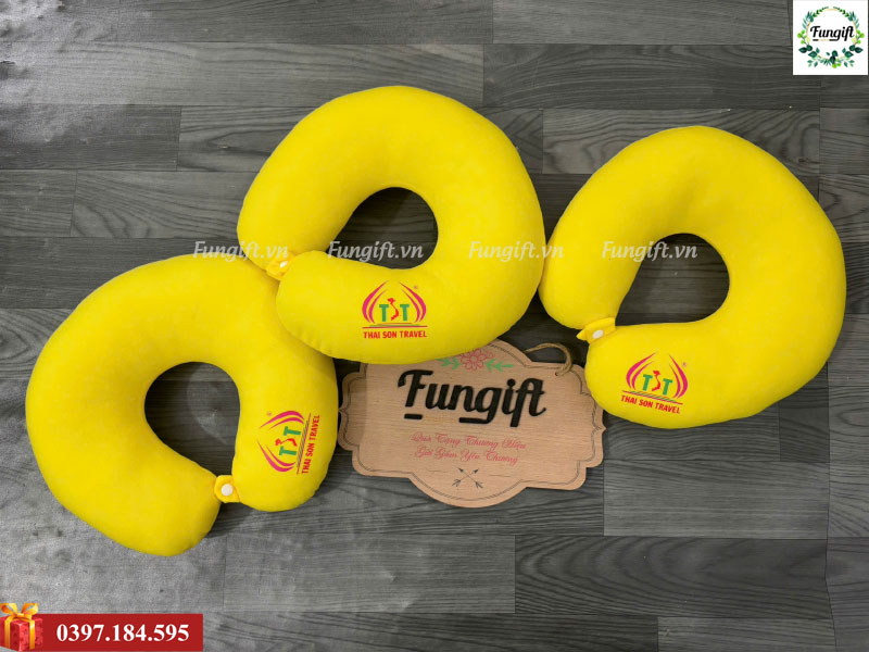 Quà tặng gối chữ U