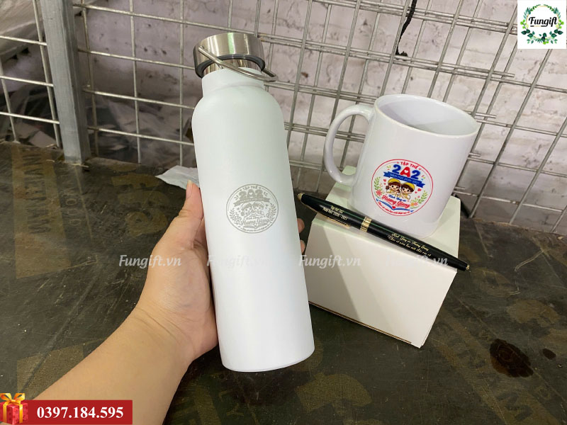 Quà tặng giáo viên giá rẻ