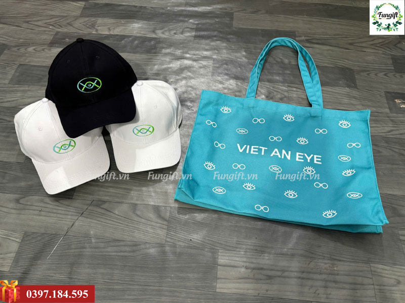 Quà tặng in logo
