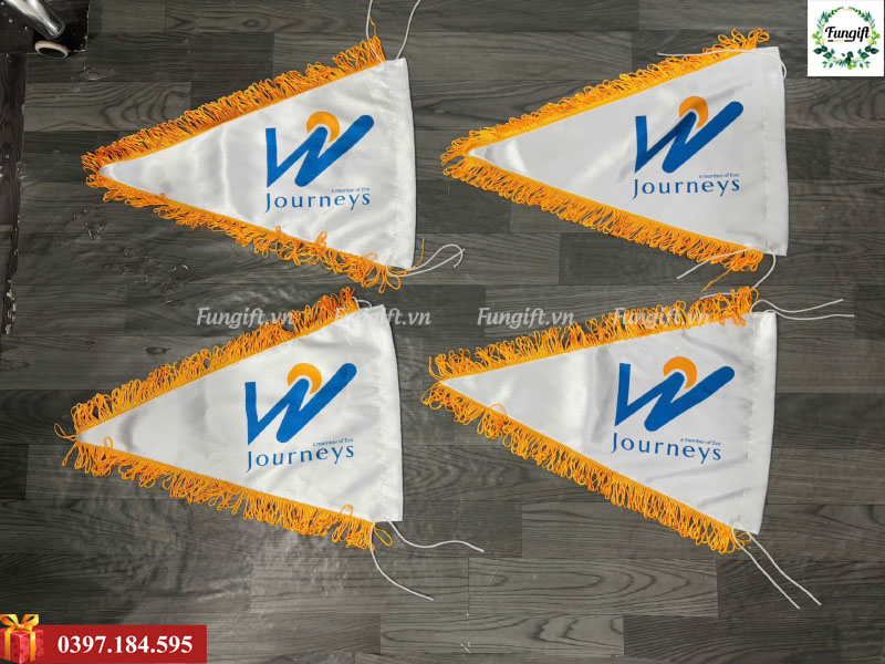 Cờ du lịch giá rẻ in logo theo yêu cầu
