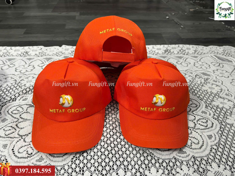 Dịch vụ in thêu logo lên mũ lưỡi trai
