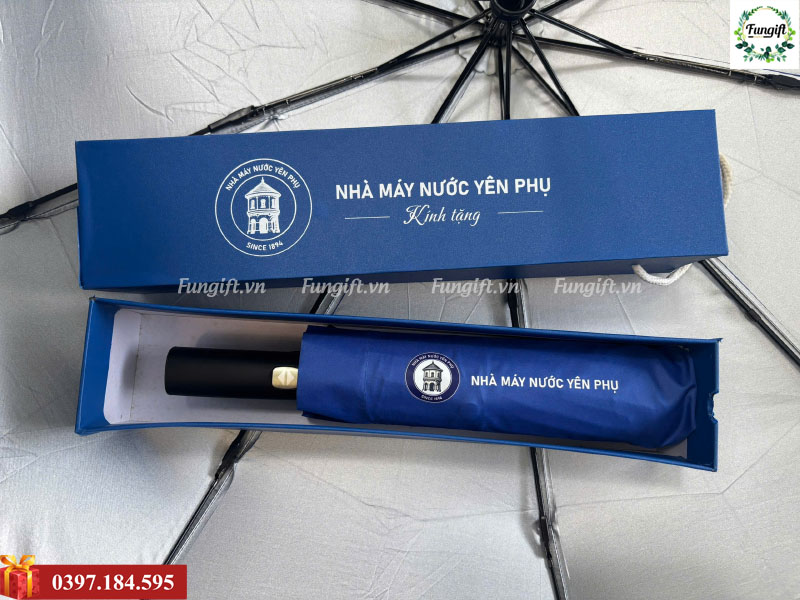 Dù cầm tay in logo