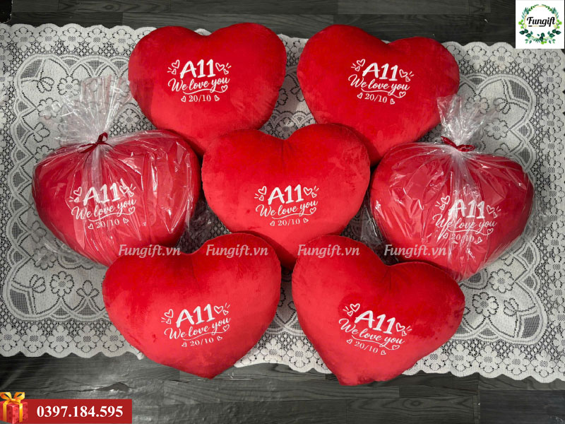 Gối bông hình trái tim giá rẻ
