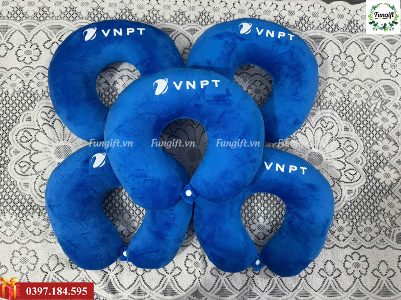 Gối chữ U in theo yêu cầu