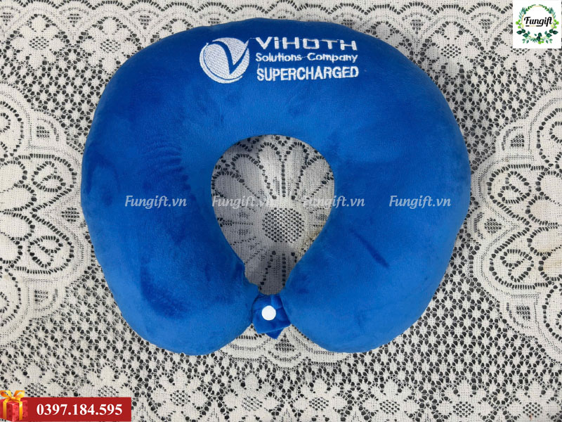 Gối cổ in thêu logo doanh nghiệp