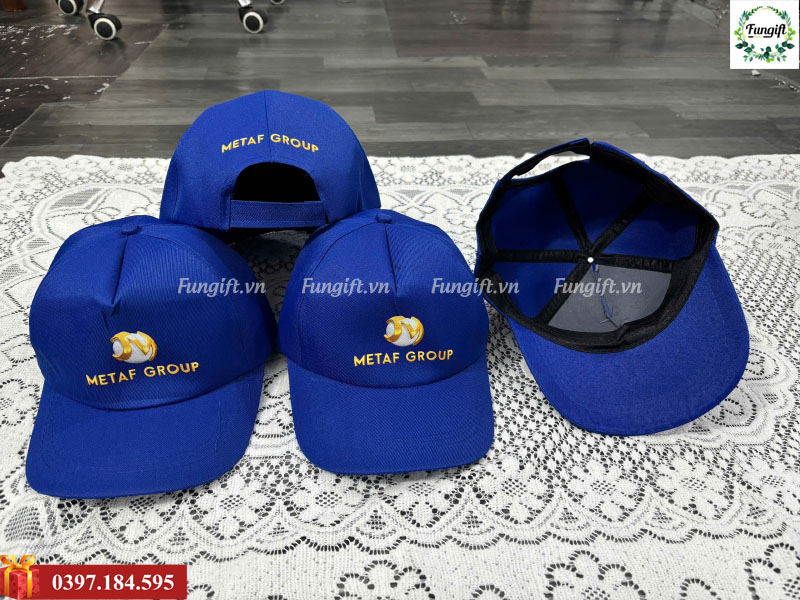 May mũ đồng phục theo yêu cầu