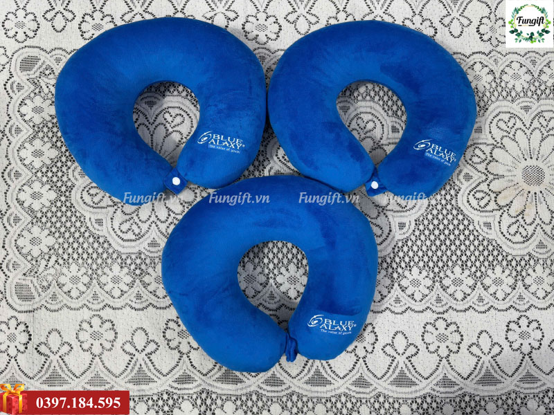 Quà tặng gối chữ U