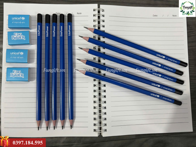 Set quà tặng học sinh tiểu học
