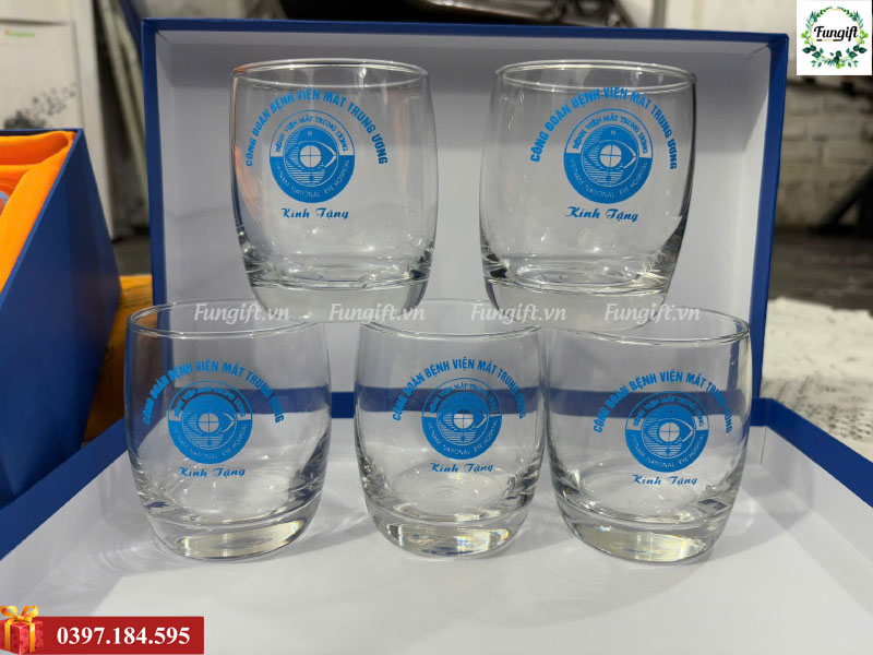 Xưởng sản xuất ly thuỷ tinh in logo theo yêu cầu